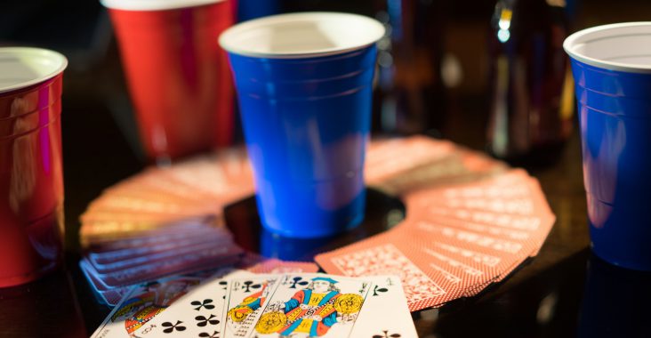 Les plis, jeu alternatif au Tarot - Jeux d'alcool 🍺
